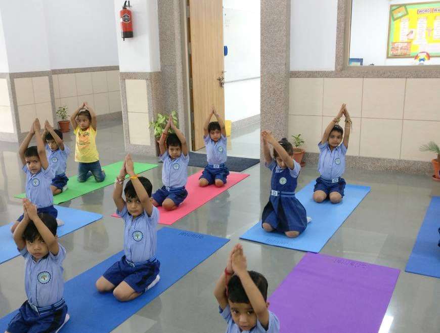 Baby Yoga at Step Up School